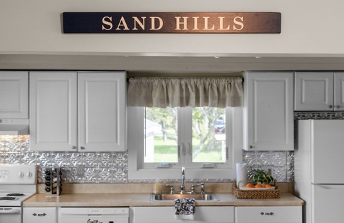 Scituate House | Scituate Seaside Escape – Sleeps 8, Walk to Beach