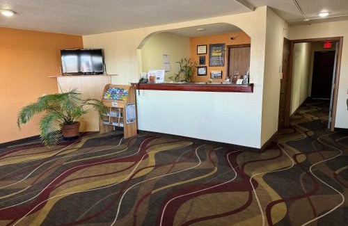 Eau Claire Hotel | Scottish Inn & Suites - Eau Claire