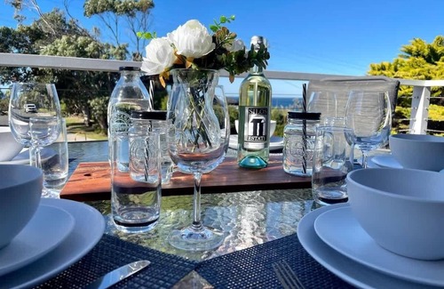 Mollymook Beach Apartment | Scotts Ocean View Sum