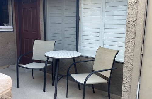 Pueblo Blanco Condo | Scottsdale Beauty. Newly reno 1Bed/1Bath in great walkable area.