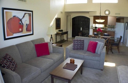 Arcadia Condo | Scottsdale Camelback Resort Elegant 2BR Condo with Hot Tub