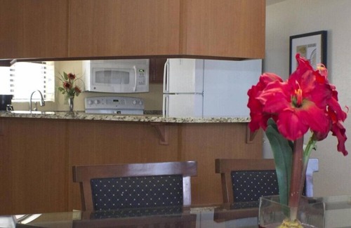 Arcadia Condo | Scottsdale Camelback Resort Elegant 2BR Condo with Hot Tub