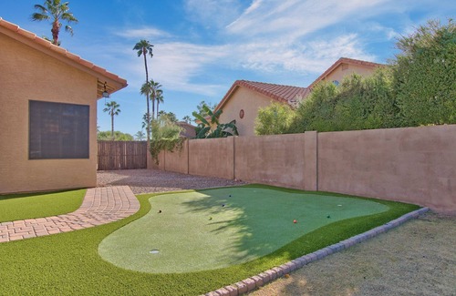 Paradise Valley Village House | Scottsdale - Phoenix 5 Bedroom Premium Home: Minutes to Shopping & Kierland!