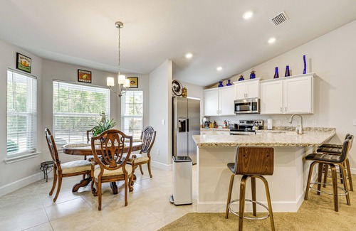 Candler House | Screened Lanai: Relaxing Retreat in Ocala!