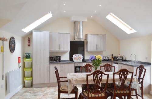 Liverton House | Scrumpy Barn - Uk12014