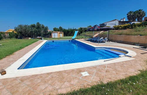 Montroi Apartment | Se Alquila Estudio Independiente en Hermoso Chalet