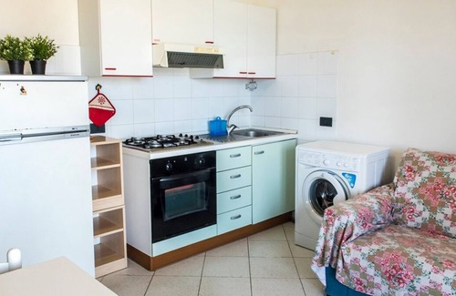 Senigallia Apartment | SE002 - Senigallia, seafront one bedroom apartment with beach