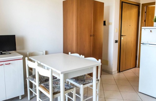 Senigallia Apartment | SE002 - Senigallia, seafront one bedroom apartment with beach