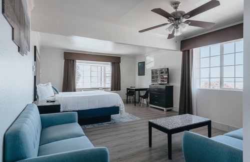 Morro Bay Hotel | Sea Air Inn & Suites - Downtown - Restaurant Row