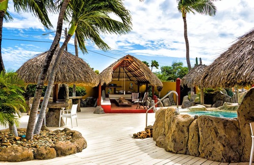Pos Chiquito Apartment | Sea Breeze Apartments