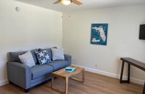 Edgewater Hotel | Sea Breeze Inn