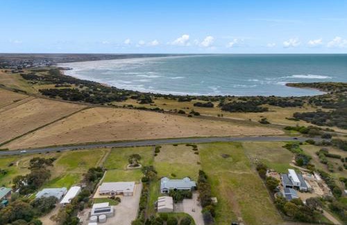 Port Elliot Apartment | Sea Breeze - Spacious home with lovely ocean views