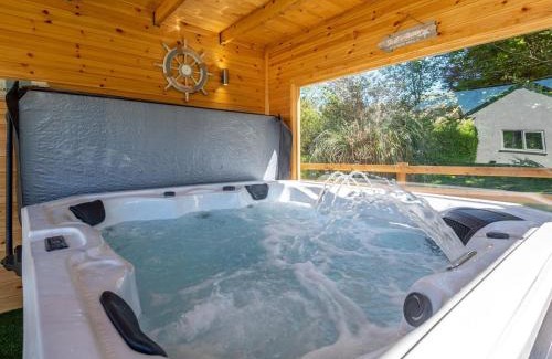 Anderby Creek House | Sea Breezes