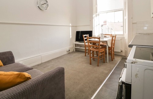Weston-super-Mare Apartment | SEA DRIFT, family friendly in Weston-Super-Mare