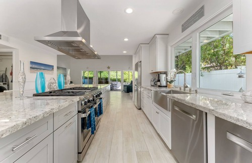 Laguna Beach House | Sea Esta Laguna Beach House Ocean View near Victoria Beach, Parks, & Restaurants