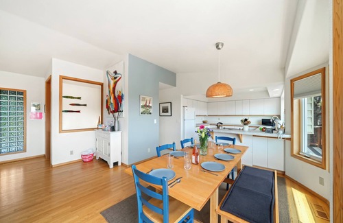 Manzanita House | Sea Esta MCA#465-Perfect family home w/ping pong/foosball/dogs ok-4bd/3.5 bth