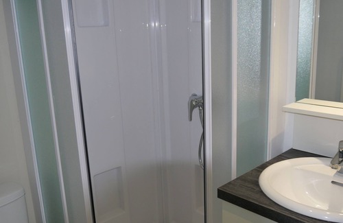 La Bernerie-en-Retz Apartment | SEA-FACING 2-PERSON APARTMENT, 1ST FLOOR, DIRECT ACCESS TO THE BEACH