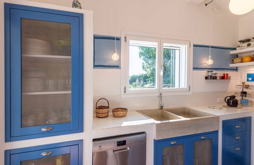 Marinella di Selinunte Villa | Sea front house between Menfi and Selinunte3 bedrooms and 3 bathrooms