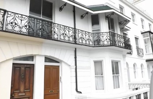 St Leonards-On-Sea Apartment | Sea front marina