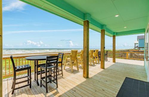 Freeport House | Sea Holly - Beachfront - Pet & Family Friendly
