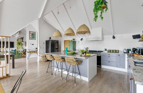 Beer House | Sea Holly House - Where Architecture Meets the Ocean