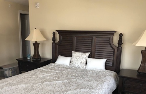 Sea Isle City House | Sea Isle Sunset Views Close to Dining, Shops and Beach - Families Only Please