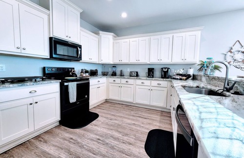 Gulf Shores House | ♥Sea La Vie at Gulf Shores 200 Ft to Beach Heated Pool 6BR Sleeps 20! ♥