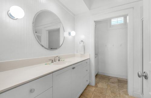 Navarre Beach House | Sea La Vie by Gulf Coast Getaways