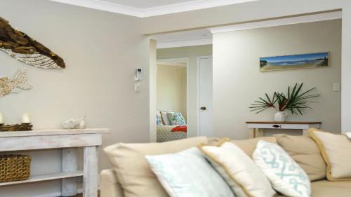 Pearl Beach House | Sea La Vie - Pearl Beach