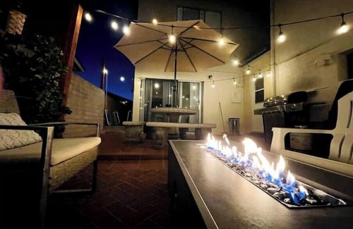 North Pacific Beach House | Sea-la-Vie Retreat: Parking Included & Fire Pit