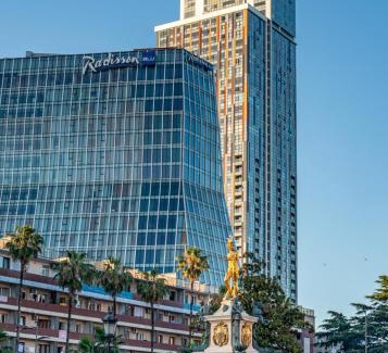 Old Boulevard Apartment | Sea Nirvana - Romantic Apartment with Sea View in Porta Batumi Tower