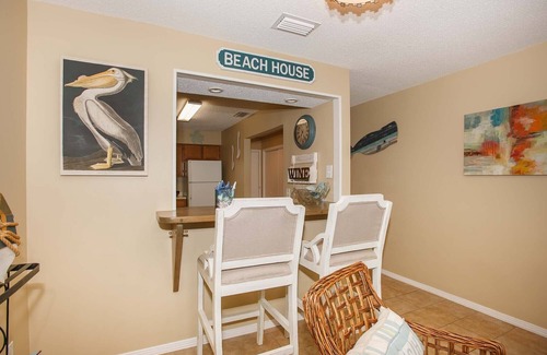 Gulf Shores Condo | Sea Oats E202 by ALBVR - Pet Friendly Direct Lagoon Front Renovated Condo and an easy walk to the Beach