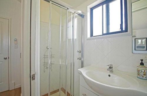Dalrymple Apartment | Sea Salt at Stansbury Apartment 3