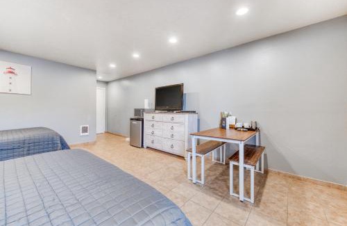 Rockaway Beach House | Sea Treasures Inn Units #101-104, #114, & #115
