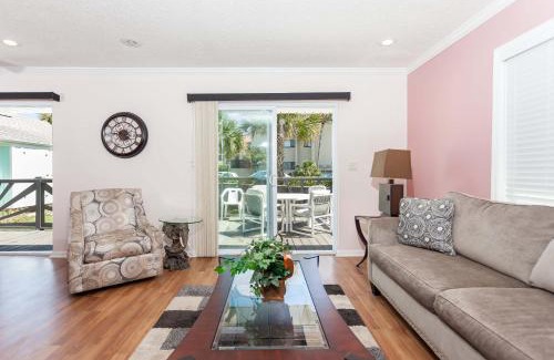 Surfcrest Village Apartment | Sea Urchin 39