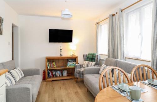 Irstead House | Sea Urchin