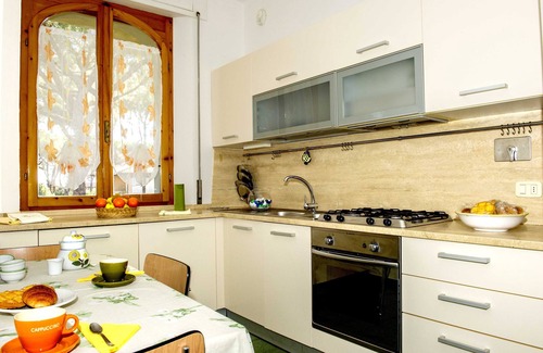 Castiglione della Pescaia Apartment | Sea view apartment in Riva del Sole 20m from the beach