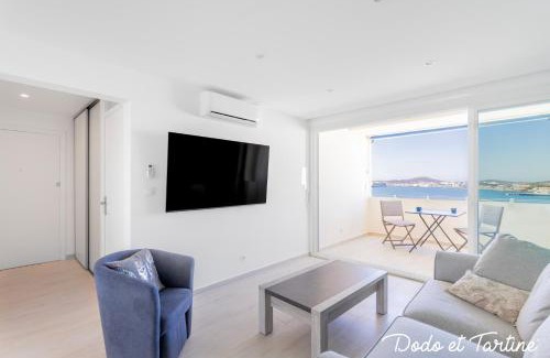 Le Mourillon Apartment | Sea view 3 bedroom with AC and parking - Dodo et Tartine