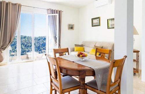 Villefranche-sur-Mer Apartment | Sea View Apartment with Private Secure Parking 1