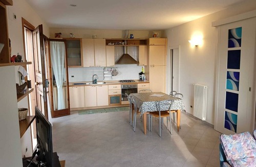 Bibbona House | SEA VIEW APARTMENT-10 MIN. FROM SEA AND BOLGHERI - PRIVATE GARDEN AND PARKING