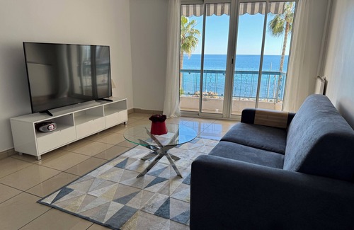 French Riviera Apartment | Sea view apartment with terrace, fully equipped