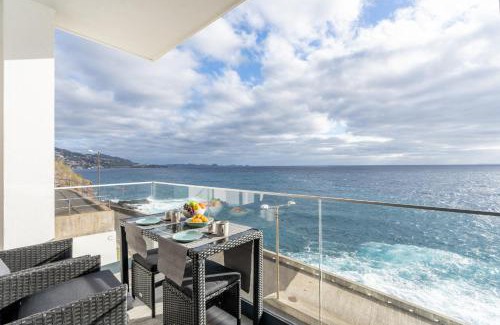 Gaula Apartment | Sea View Balcony by Homie