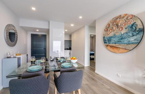 Gaula Apartment | Sea View Balcony by Homie