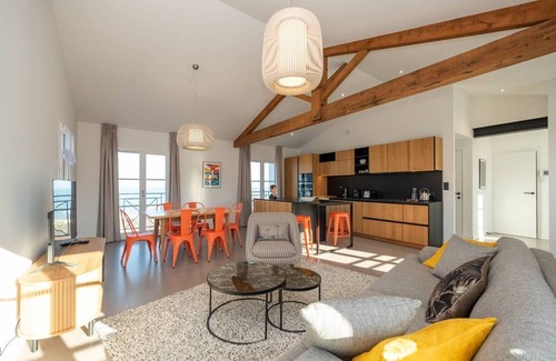 La Flotte Apartment | Sea view brand new appartment in the center of la Flotte