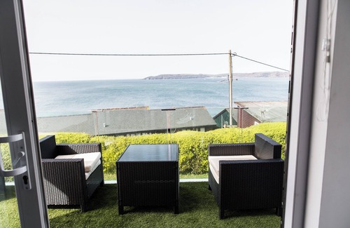 Plymouth Ski Chalet | Sea View Chalet