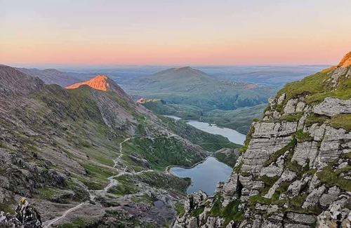 Penmaenmawr Cottage | Sea View Cottage Near Snowdon & Coastal Trails