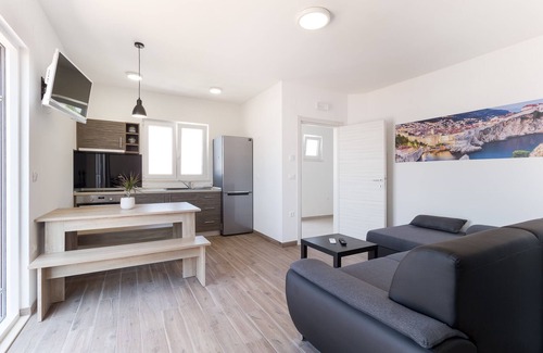 Cavtat Apartment | Sea view deluxe apartments for 5 persons