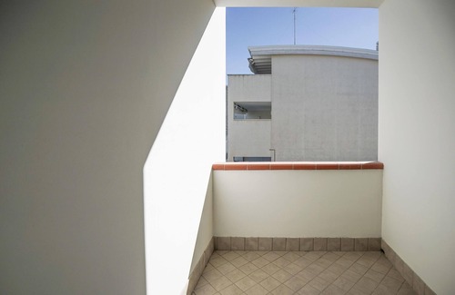 Lido degli Estensi Villa | Sea view home with patio with barbecue, private garden and parking space
