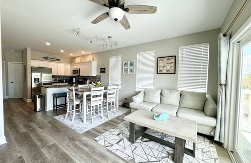 Myrtle Beach House | Sea View Home 6 bed 3bedroom-garage near boardwalk