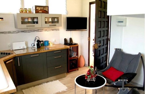 La Colline Apartment | Sea view "Shadow Caprices